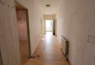 Ihr Rückzugsort im Grünen – Wohnen mit 4.000 m² Gartenidylle - Ein Haus mit Potenzial in Felling