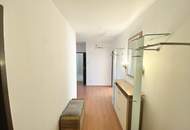 Familienhit! 4 Zimmer Dachgeschoßwohnung + Terrasse ohne Dachschrägen - 3 Bedroom apartment+ terrace NEUER PREIS