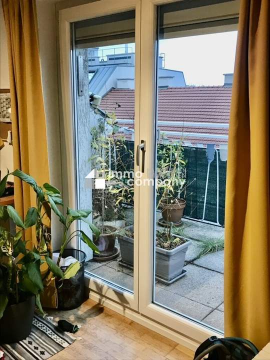 Exklusive Dachgeschosswohnung mit Terrasse - Brunnenmarkt und Innenbezirke ums Eck!