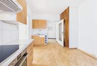 Haus mit 3 Einheiten inkl. Innenhof mit Parkplätzen