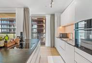 TRIIIPLE - Exklusive 4-Zimmerwohnung mit Weitblick im 21. Stockwerk