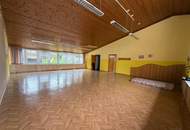 Projekt auf hervorragender Basis möglich - ehemaliger Kindergarten mit Garten erwerbbar!