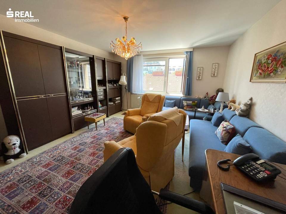 Helle & gut aufgeilte 3 bis 4 Zimmer-Wohnung in zentraler Lage mit Gemeinschaftsgarten