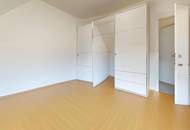 NOTVERKAUF! Schneller Verkauf aus gesundheitlichen Gründen – jetzt diese Gelegenheit ergreifen und gleichzeitig helfen! Grünoase mit Panoramablick: 3-Zimmer-Wohnung mit Süd/West-Dachterrasse!