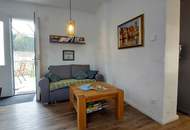Sehr liebevoll und stilvoll saniertes Bauernhaus mit zwei Ferienappartements