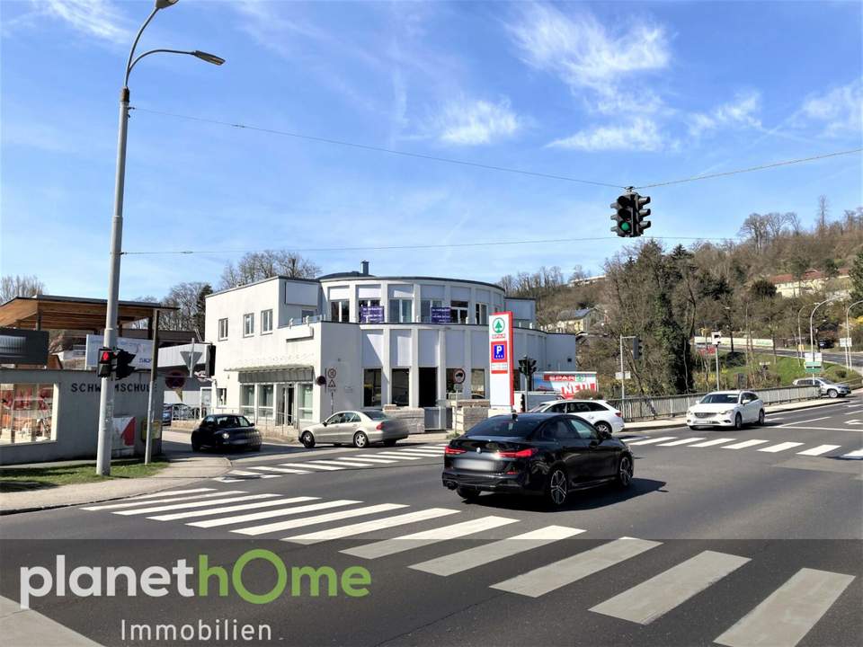 Gastronomie mit Terrassenplätze – Ideal für asiatische oder orientalische Küche