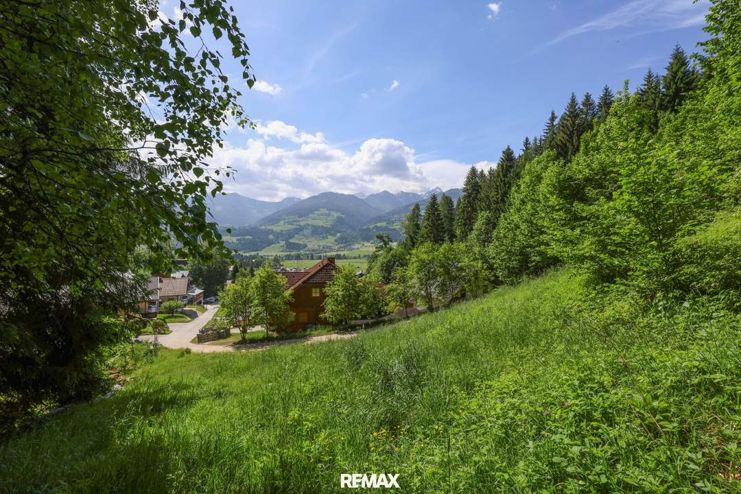 Baugrundstück mit Bergblick in Weißenbach bei Haus