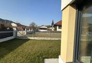 Exklusive Doppelhaushälfte mit Pool