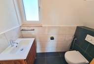 Lebensqualität pur im Dachgeschoss mit Terrasse und Garten! 4 Zimmer + Hochwertige Materialien + Viel Grün und Ruhe + Toller Blick! Ihr Rückzugsort mit WOW-Effekt!