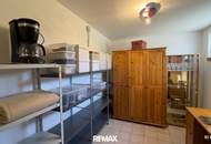 Bezugsfertiges Einfamilienhaus voll unterkellert mit Doppelcarport und Garage am Ende einer Sackgasse