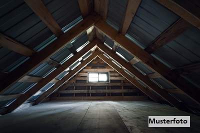 +++ 2-Zimmer-Erdgeschosswohnung mit Garten und Stellplatz +++