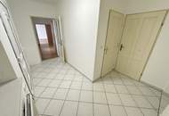 "4-Zimmerwohnung mit Balkon, Fernwärme &amp; 2 Parkplätzen"