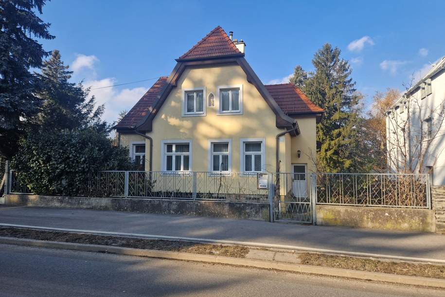SANIERUNGSBEDÜRFTIGE VILLA IM JUGENDSTIL MIT TRAUMHAFTEM GARTEN SAMT ALTBAUMBESTAND IN ALLERBESTER WOHN- UND ZENTRUMSLAGE, Haus-kauf, 445.000,€, 3423 Tulln
