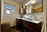 SUPER ZUSTAND MIT SONNIGEM BALKON IN RUHIGER LAGE + TIEFGARAGENPLATZ