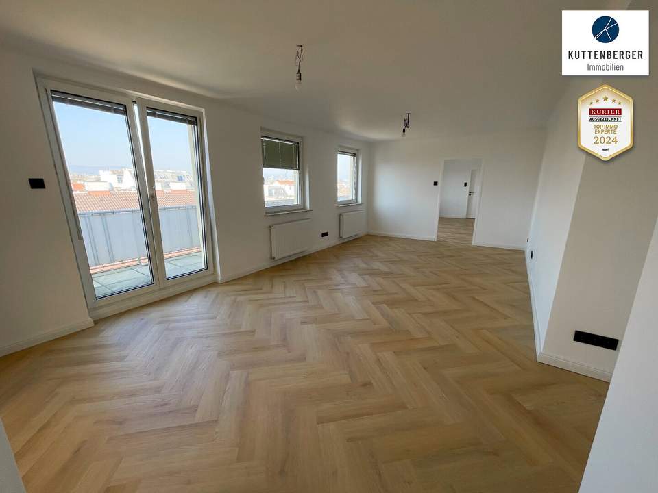 Luxus-Dachgeschosswohnung mit Panoramablick und umlaufendem Balkon