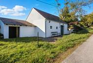 Charmantes Ensemble: 3 Weinkeller, renoviertes Presshaus und Grünfläche in traumhafter Lage im Weinviertel, nahe Wien!