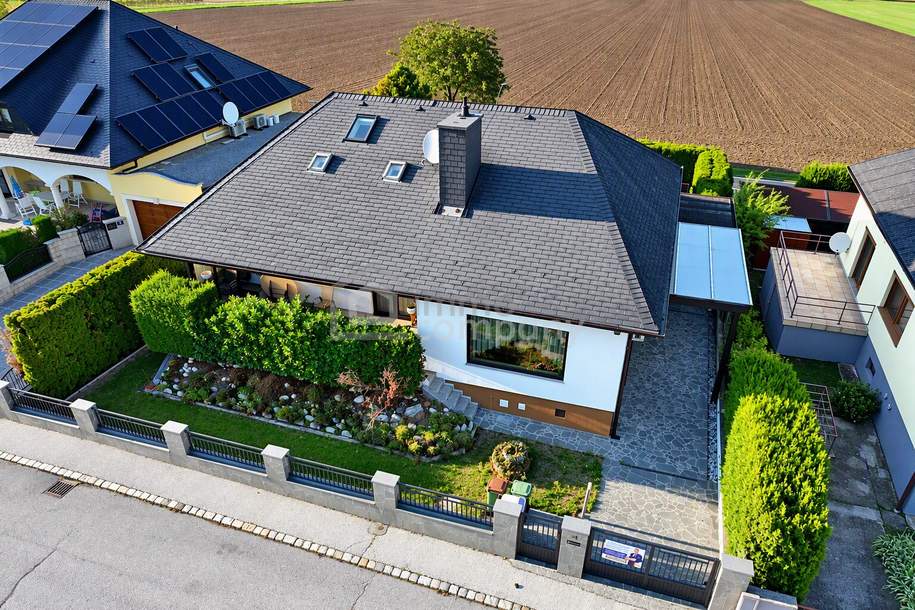 Klimatisiertes Haus mit Weitblick zu verkaufen! Garage, vollunterkellert, uvm., Haus-kauf, 389.000,€, 2453 Bruck an der Leitha