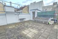 Schöne 4 Zimmer Wohnung mit große Terrasse. WG möglich