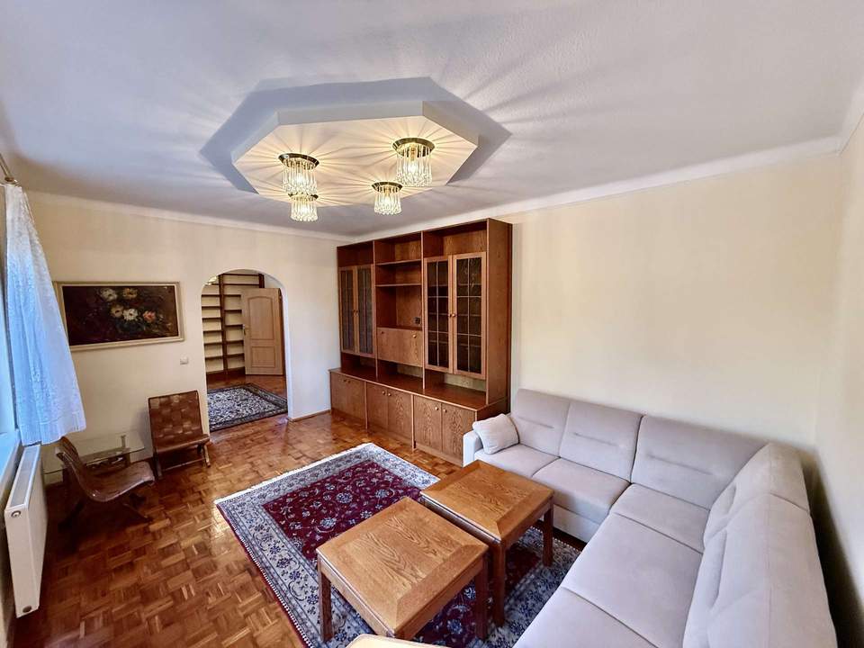 Renovierungsbedürftiges Einfamilienhaus mit Garten und Pool in Ruhiger Wohnsiedlung, nähe St.Pölten!