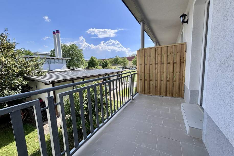 Gepflegtes Mini-Apartment mit Badezimmer und Balkon in zentraler Lage - Zimmer 14! Nähe BMW, SKF!!!, Wohnung-kauf, 36.960,€, 4400 Steyr(Stadt)