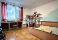 FAMILIENFREUNDLICH IN SIEDLUNGSLAGE MIT GARAGE UND GROSSEM KELLER