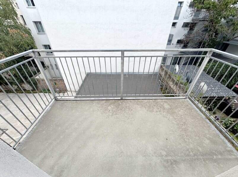 2-Zimmerwohnung im 2. Liftstock mit Balkon!