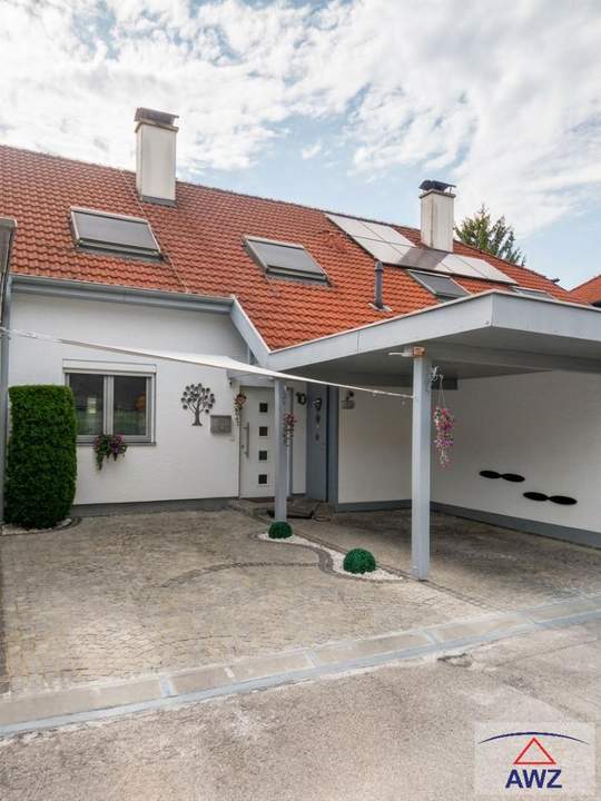 Schickes Reihenhaus mit Wintergarten und Garten im Zentrum