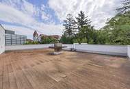 WOHNEN - STADTHAUS mit GARTENANLAGE beim STADTPARK! Nordisches Design | Vielfältige Gestaltungsmöglichkeiten | 3 Garagen | Dachterrasse mit Panoramablick