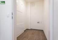 Erstbezug: Großzügige 3- Zimmer Wohnung mit großem Balkon