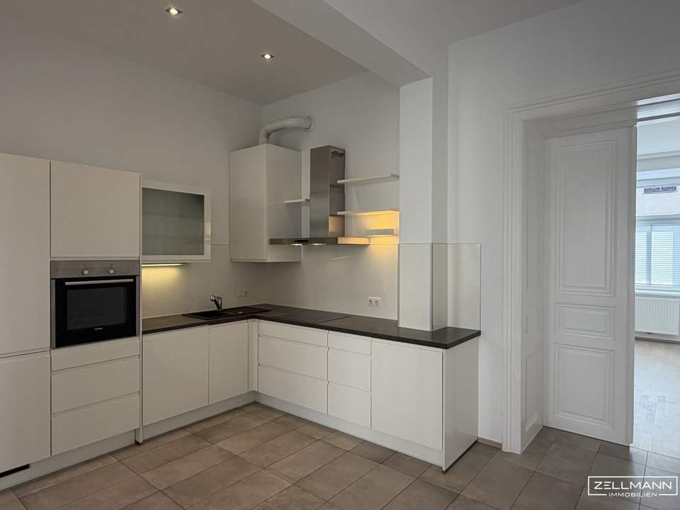 Großzügige Altbauwohnung mit Terrasse in der begehrten Pratercottage | ZELLMANN IMMOBILIEN