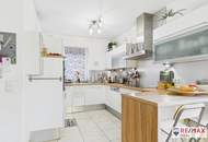 Gepflegtes Eckreihenraus mit schönem Garten &amp; viel Stauraum