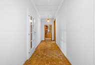 "Bungalow mit großem Grundstück & Garage – Gemeinde Bisamberg"