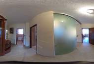 Großzügiges Einfamilienhaus in naturnaher Wohnlage