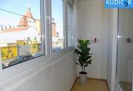 Zentral begehbare 2 Zimmerwohnung mit verglastem Loggiaverbau zwischen U3 &amp; U6