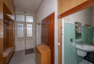 ++RG71++ Altbaujuwel zum Sanieren – 2,5-Zimmer Wohnung mit guter Raumaufteilung