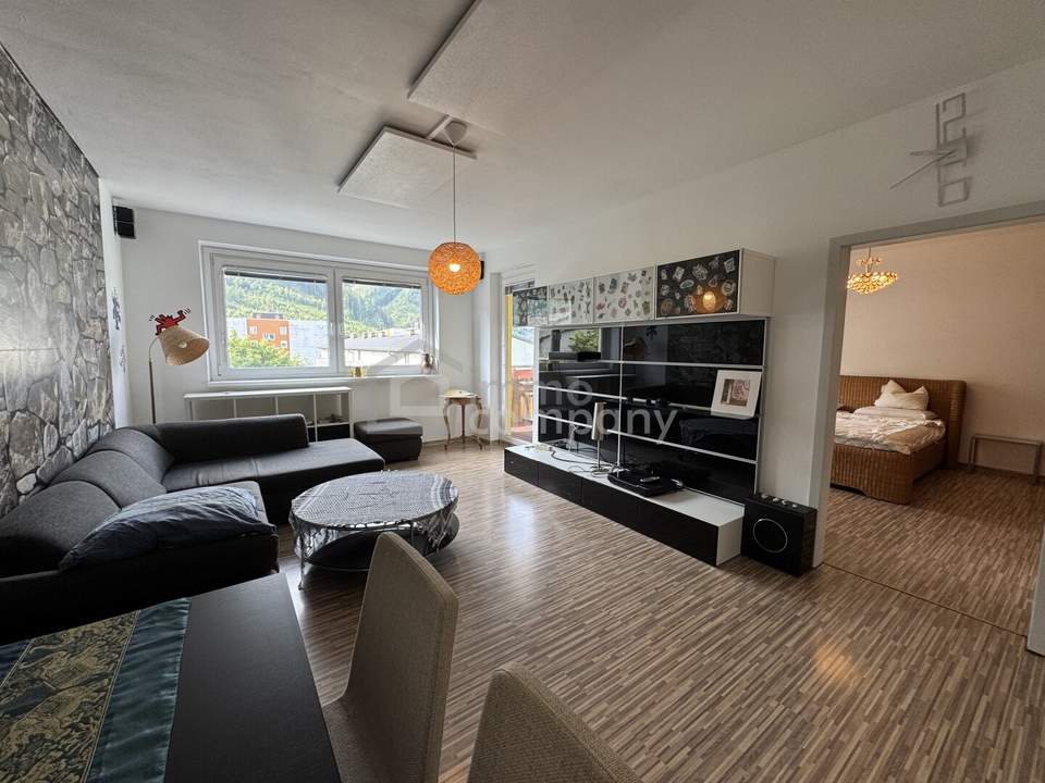 Sonnige 3-Zimmer-Wohnung mit Südloggia, Parkplatz & Lift in Leoben-Göss