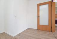 ZENTRALE RUHEOASE - NEU renovierte und perfekt geschnittene Wohnung mit Balkon + inklusive Parkplatz! Sofort verfügbar!