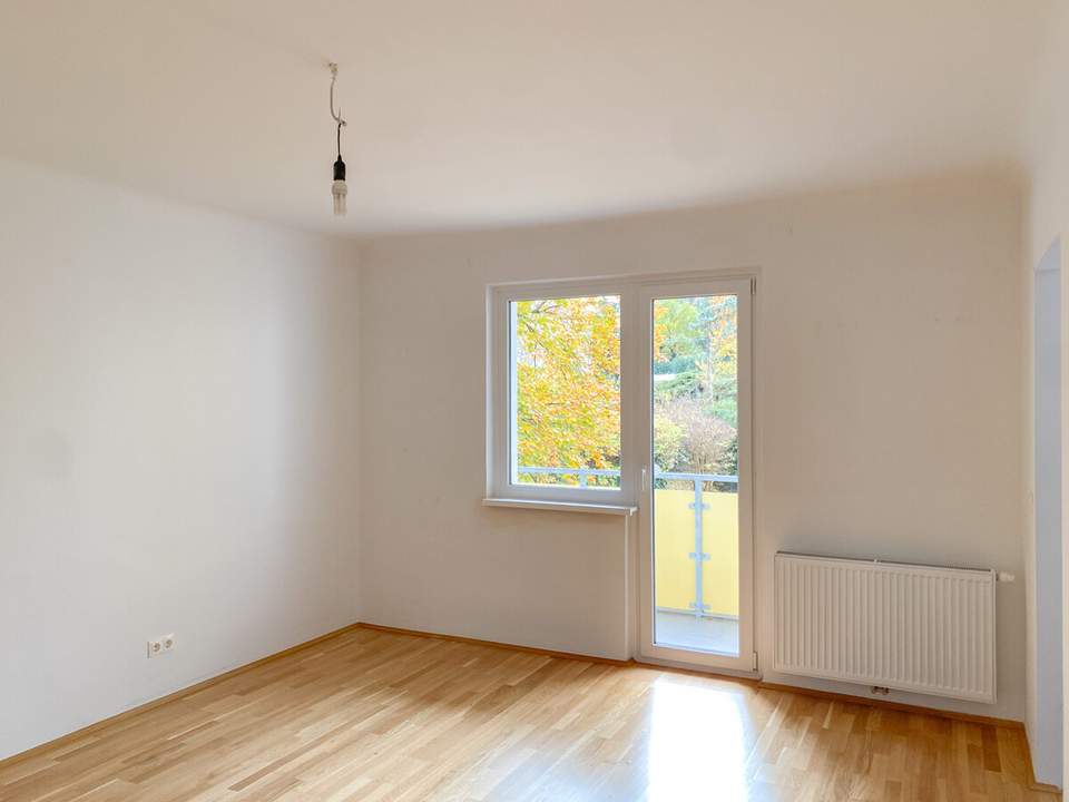 Helle 3,5-Zimmer-Wohnung mit Balkon