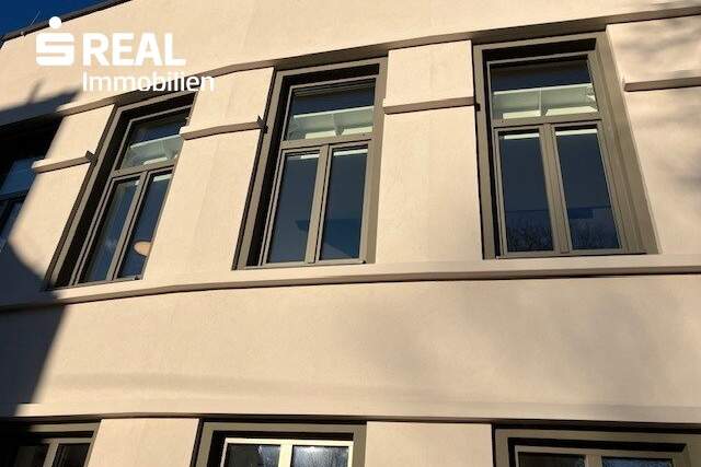 Zentral.Urban.Perfekt! Kleines Büro, Praxis oder Therapieraum, Gewerbeobjekt-kauf, 198.000,€, 2500 Baden