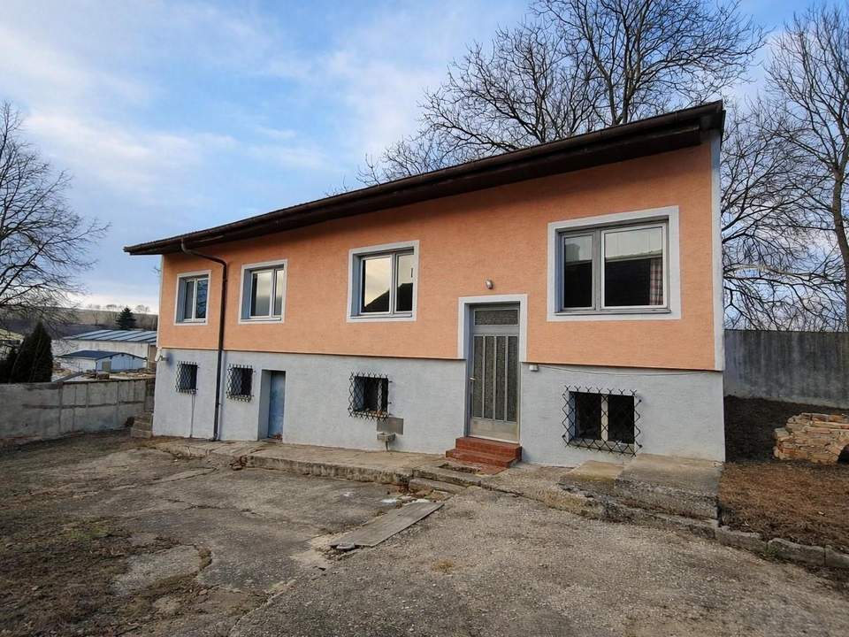 Ihr erstes eigenes Haus wartet - ideale Erstimmobilie mit viel Gestaltungsspielraum