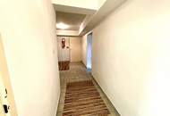 Sehr gepflegtes Ein- bis Zweifamilienhaus mit großem Garten und Doppelgarage!