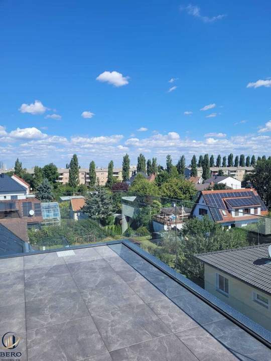 4 Zimmer-Penthouse mit 5 großen Terrassen in familienfreundlicher & naturnaher Umgebung