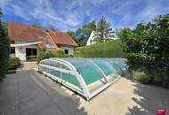Exklusive Wohlfühlresidenz mit zwei Häusern und Pool