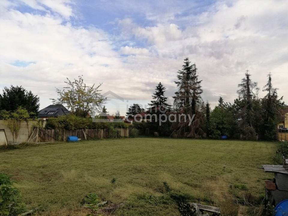 Großes Baugrundstück - 1586 m²