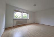 VERKAUFT - Garconniere in Mattsee - Gemeinschaftsgarten mit Seeblick