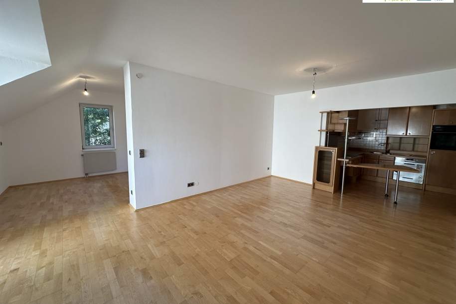 Großartige Dachgeschoßwohnung im Stadtzentrum mit Terrasse!, Wohnung-miete, 1.453,83,€, 3100 Sankt Pölten(Stadt)