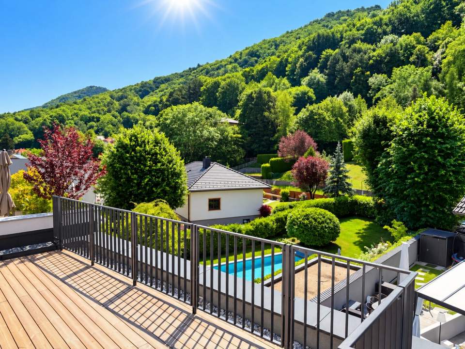 MODERNE ERSTBEZUG HÄUSER mit Grün- &amp; Weitblick | Nähe Wien I Panorama-Dachterrasse &amp; Garten I 2 überdachte Stellplätze I Luftwärmepumpe &amp; Smart Home