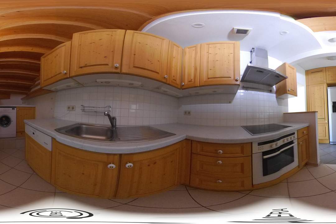 "4 Zimmer DG Maisonette mit Terrasse"