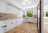 4 Zimmer mit Loggia/Nähe Sofiensäle/sanierungsbedürftig