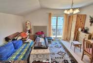 Bad Aussee: Ein,- Zweifamilienhaus mit 2 Balkonen, Terrasse, 3 Garagen, Gartenhütte